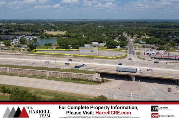 182 North McLennan Drive, Elm Mott, TX 76640